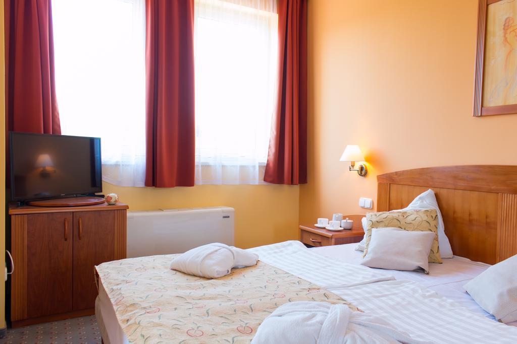 Karos Gold 813 Wellness Apartman زلاكاروس المظهر الخارجي الصورة