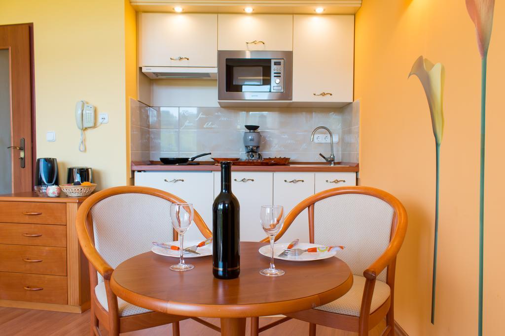 Karos Gold 813 Wellness Apartman زلاكاروس المظهر الخارجي الصورة